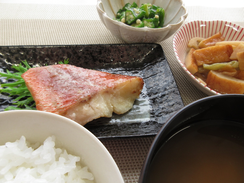 昼食
