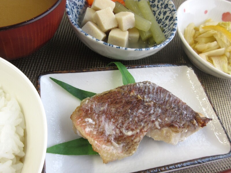昼食