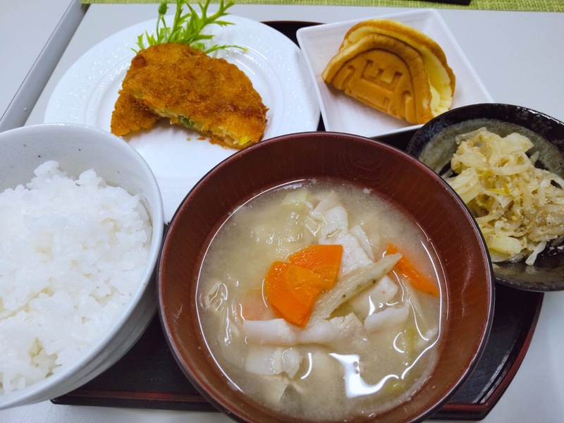 昼食