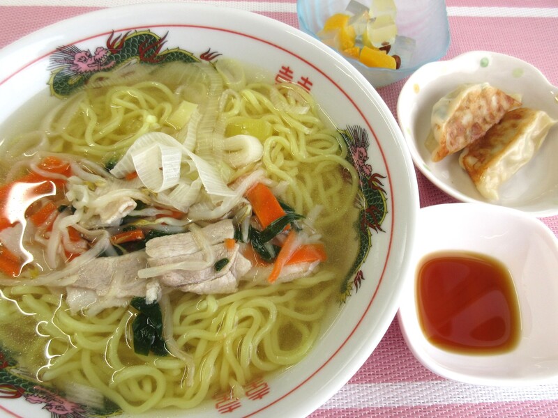 昼食