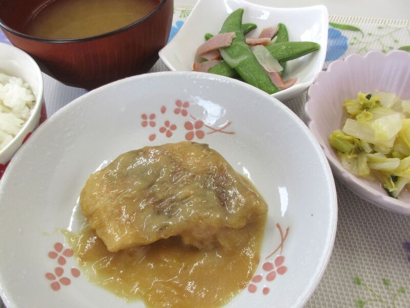 昼食