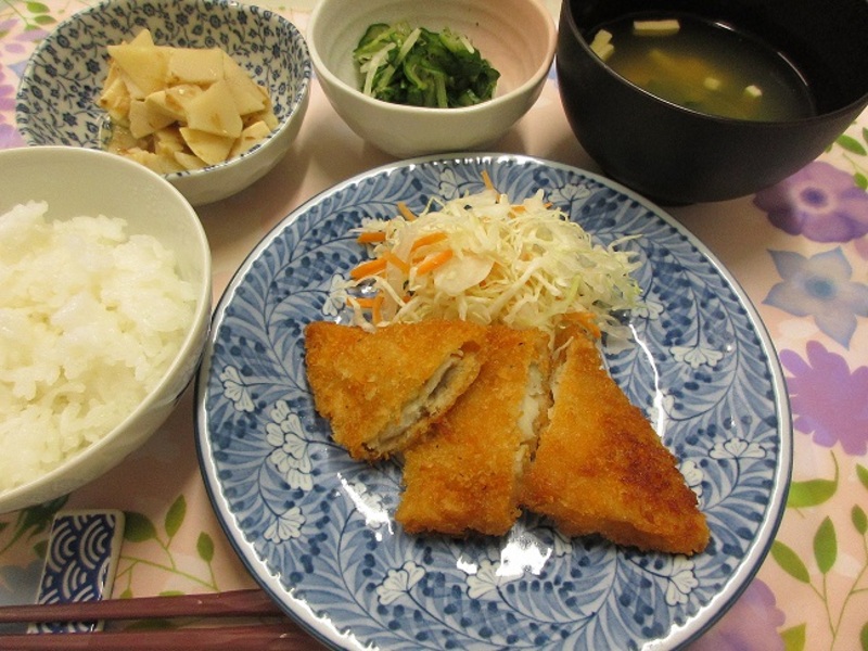 昼食