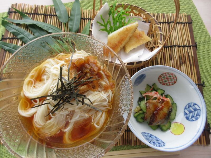 昼食