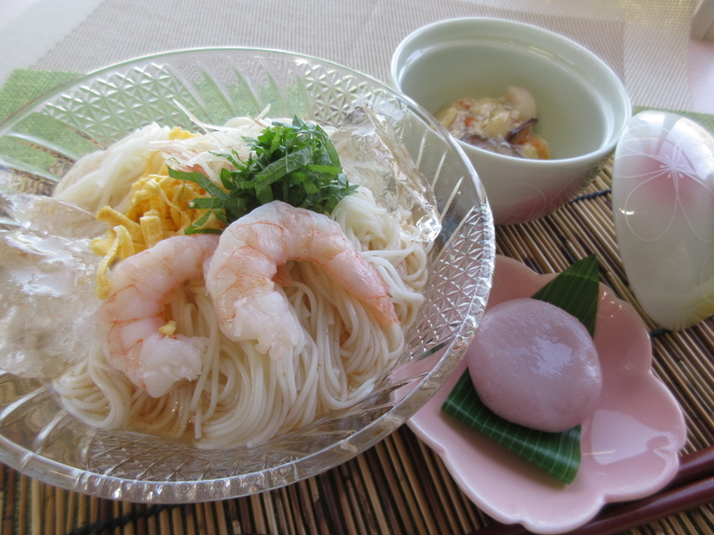 昼食