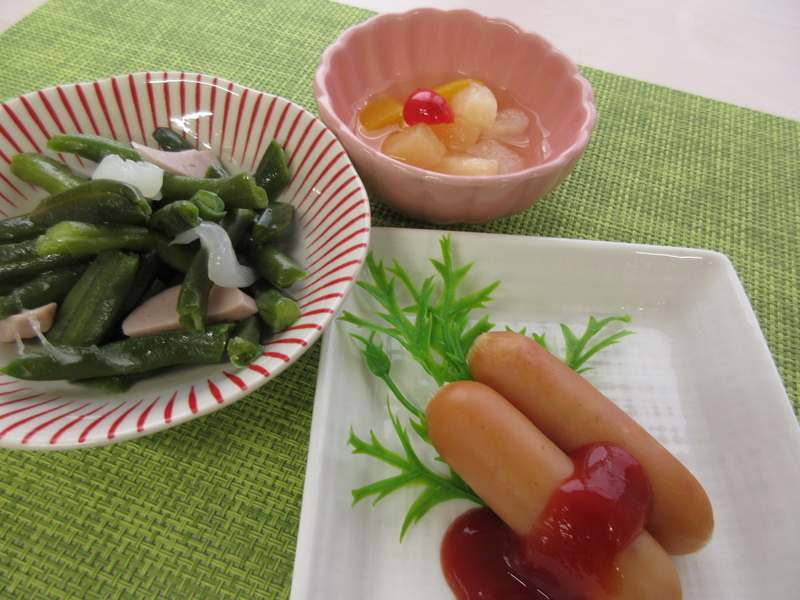 朝食