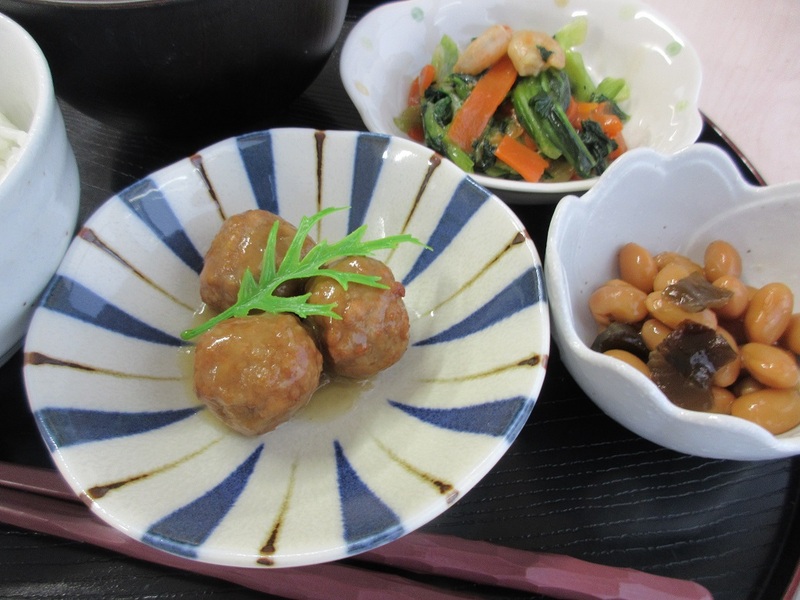朝食